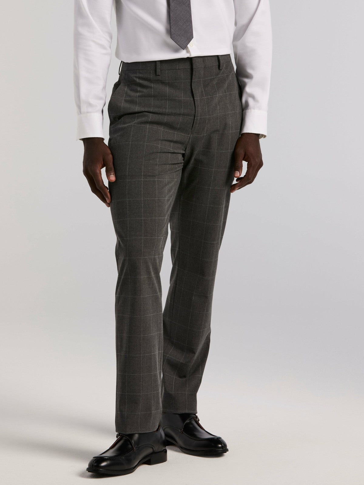 Grey,29,30
